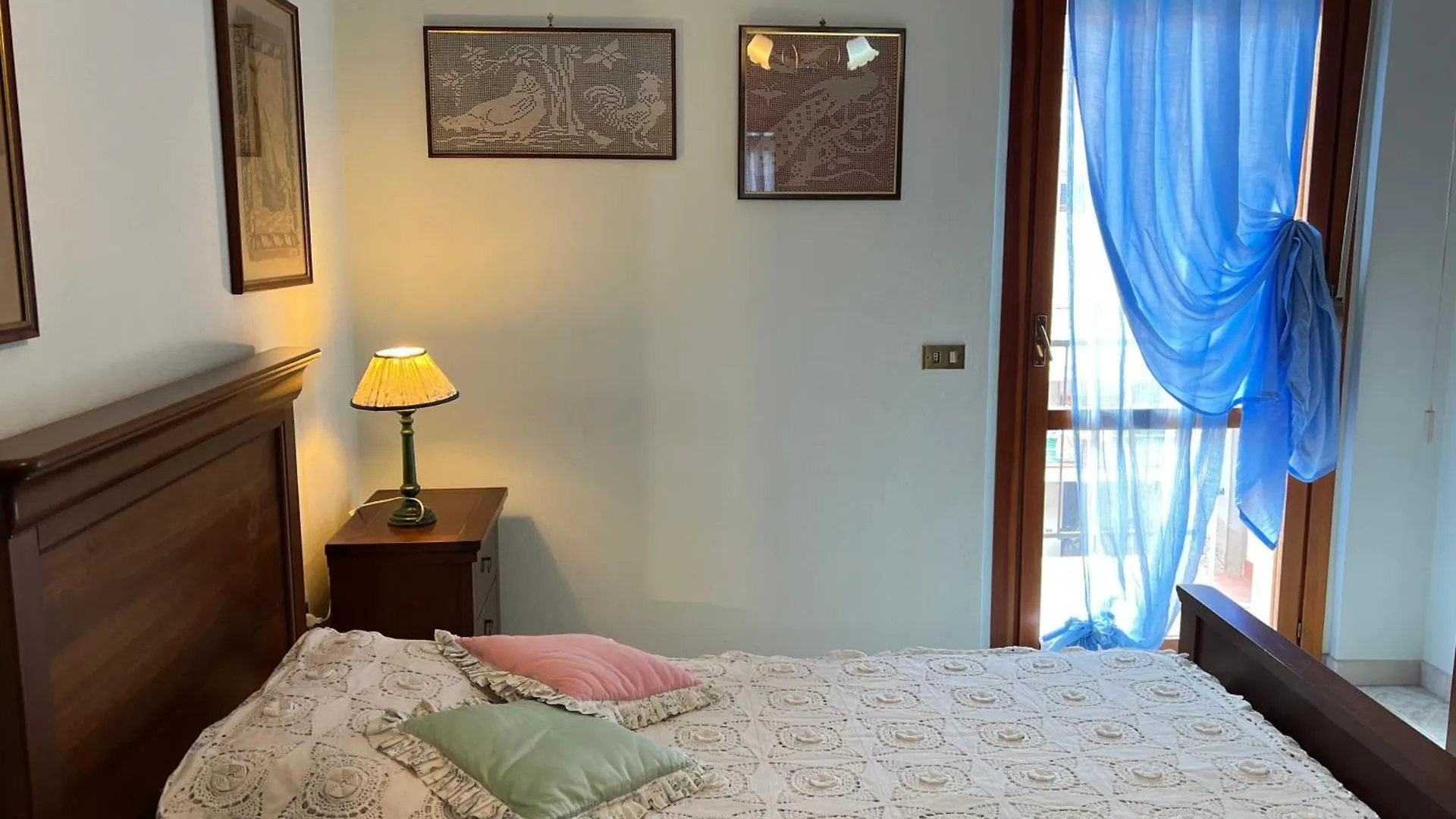 La Casa Di Luci Apartment Rosia